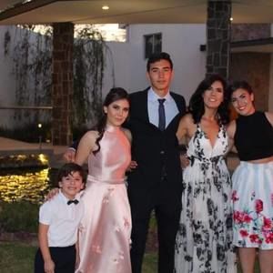 Meet your Posher, Gabriela